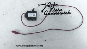 Used GPS antenna Mercedes C-Klasse Price € 20,00 Margin scheme offered by Gebr.Klein Gunnewiek Ho.BV