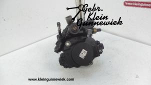 Used Mechanical fuel pump Mercedes E-Klasse Price € 195,00 Margin scheme offered by Gebr.Klein Gunnewiek Ho.BV