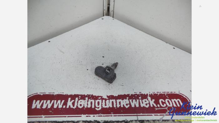 Begagnade Däcktryckssensor Mercedes ML-Klasse Pris € 15,00 Marginaltabell erbjuds av Klein Gunnewiek Autodemontage & Motorentechniek