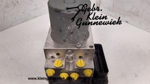 Gebrauchte ABS Pumpe Mercedes E-Klasse Preis € 160,00 Margenregelung angeboten von Gebr.Klein Gunnewiek Ho.BV
