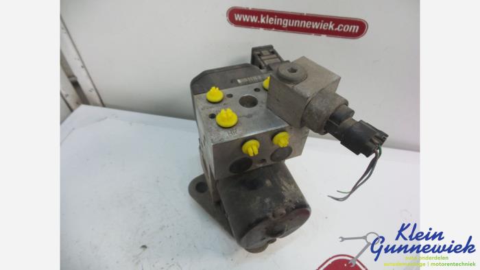 Usagé Bloc ABS Mercedes A-Klasse Prix € 15,00 Règlement à la marge proposé par Klein Gunnewiek Autodemontage & Motorentechniek