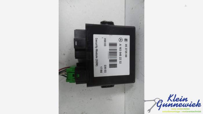 Usagé Ordinateur divers Mercedes ML-Klasse Prix € 24,00 Règlement à la marge proposé par Klein Gunnewiek Autodemontage & Motorentechniek