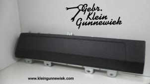 Used Knee airbag, right Mercedes A-Klasse Price € 195,00 Margin scheme offered by Gebr.Klein Gunnewiek Ho.BV