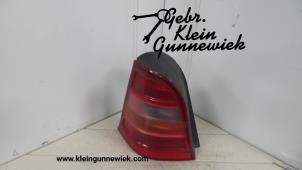 Gebrauchte Rücklicht links Mercedes A-Klasse Preis € 25,00 Margenregelung angeboten von Gebr.Klein Gunnewiek Ho.BV