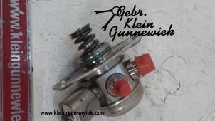 Used Mechanical fuel pump Mercedes CLA Price € 125,00 Margin scheme offered by Gebr.Klein Gunnewiek Ho.BV