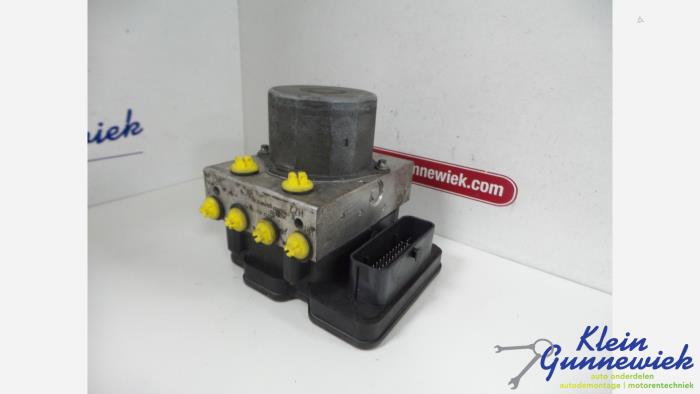 Begagnade ABS-pump Mercedes E-Klasse Pris € 59,00 Marginaltabell erbjuds av Klein Gunnewiek Autodemontage & Motorentechniek