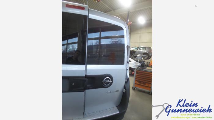 Begagnade Bakdörr, minibuss/van Opel Combo Pris € 102,00 Marginaltabell erbjuds av Klein Gunnewiek Autodemontage & Motorentechniek