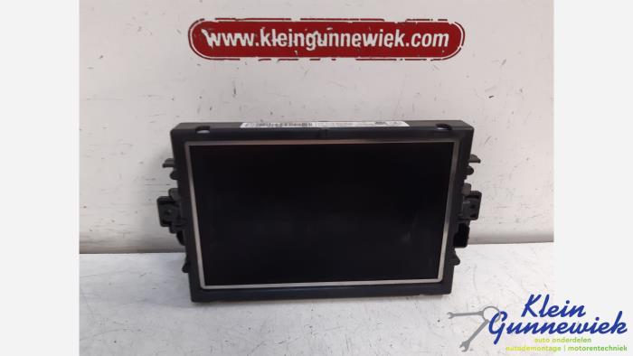 Begagnade Innerdisplay Mercedes ML-Klasse Pris € 125,00 Marginaltabell erbjuds av Klein Gunnewiek Autodemontage & Motorentechniek