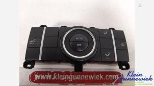 Usados Panel de control de calefacción Mercedes ML-Klasse Precio € 125,00 Norma de margen ofrecido por Klein Gunnewiek Autodemontage & Motorentechniek