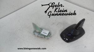 Used GPS antenna Mercedes E-Klasse Price € 35,00 Margin scheme offered by Gebr.Klein Gunnewiek Ho.BV