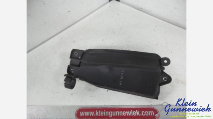 Używane Rózne Mercedes C-Klasse Cena € 20,00 Procedura marży oferowane przez Klein Gunnewiek Autodemontage & Motorentechniek