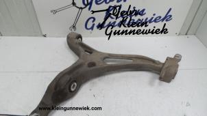 Used Front lower wishbone, right Mercedes ML-Klasse Price on request offered by Gebr.Klein Gunnewiek Ho.BV