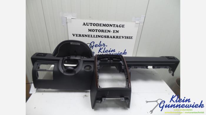 Używane Panel Mercedes A-Klasse Cena € 75,00 Procedura marży oferowane przez Klein Gunnewiek Autodemontage & Motorentechniek