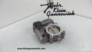 Used Throttle body Mercedes E-Klasse Price € 125,00 Margin scheme offered by Gebr.Klein Gunnewiek Ho.BV