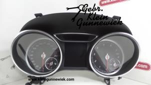 Gebrauchte Instrumentenbrett Mercedes GLA-Klasse Preis auf Anfrage angeboten von Gebr.Klein Gunnewiek Ho.BV