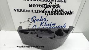 Usagé Kit d'outils Mercedes C-Klasse Prix € 35,00 Règlement à la marge proposé par Gebr.Klein Gunnewiek Ho.BV