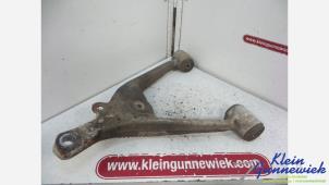 Używane Wahacz zawieszenia prawy tyl Mercedes ML-Klasse Cena € 30,00 Procedura marży oferowane przez Klein Gunnewiek Autodemontage & Motorentechniek