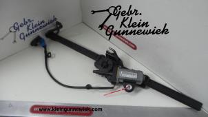 Used Seatbelt feeder right Mercedes C-Klasse Price € 85,00 Margin scheme offered by Gebr.Klein Gunnewiek Ho.BV