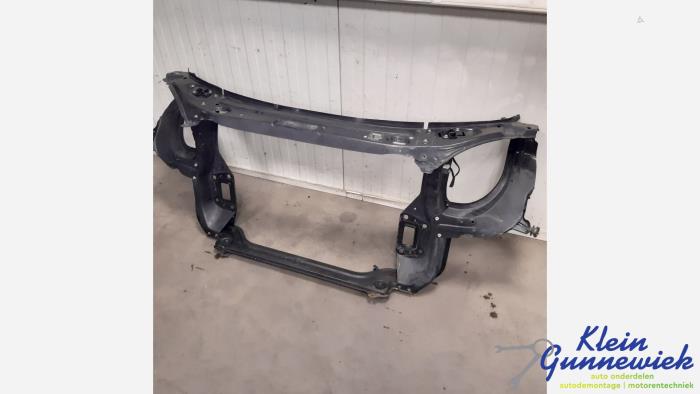 Begagnade Front Mercedes ML-Klasse Pris € 157,00 Marginaltabell erbjuds av Klein Gunnewiek Autodemontage & Motorentechniek