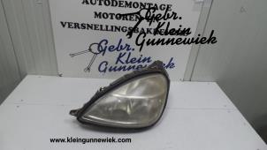 Gebrauchte Scheinwerfer links Mercedes A-Klasse Preis € 40,00 Margenregelung angeboten von Gebr.Klein Gunnewiek Ho.BV