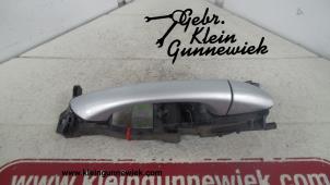 Usagé Poignée portière 2portes droite Mercedes W202 Prix sur demande proposé par Gebr.Klein Gunnewiek Ho.BV