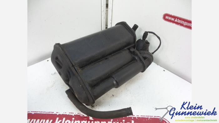 Gebrauchte Kohlenstofffilter Mercedes CLK Preis € 45,00 Margenregelung angeboten von Klein Gunnewiek Autodemontage & Motorentechniek