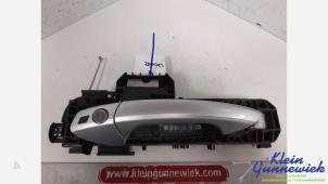 Usados Manija de puerta de 4 puertas izquierda delante Mercedes ML-Klasse Precio € 35,00 Norma de margen ofrecido por Klein Gunnewiek Autodemontage & Motorentechniek