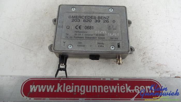 Używane Modul (rózne) Mercedes CLK Cena € 15,00 Procedura marży oferowane przez Klein Gunnewiek Autodemontage & Motorentechniek