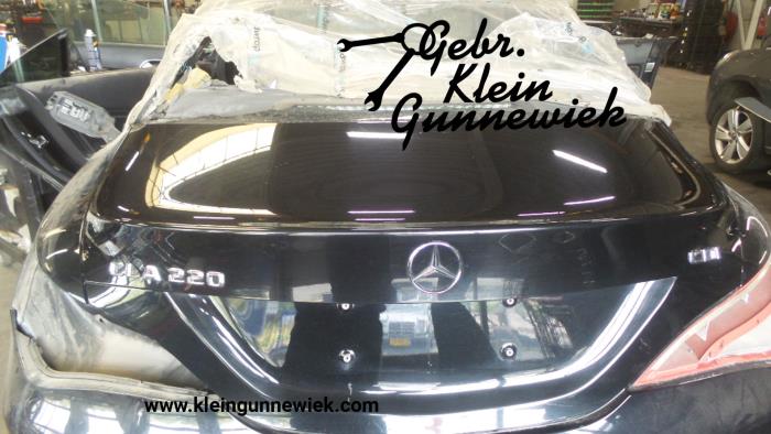 Pokrywa bagaznika z Mercedes CLA 2014
