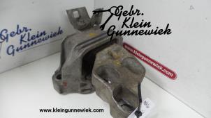Usagé Support moteur Mercedes A-Klasse Prix € 75,00 Règlement à la marge proposé par Gebr.Klein Gunnewiek Ho.BV