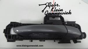 Gebrauchte Türgriff 4-türig rechts hinten Mercedes CLA Preis € 35,00 Margenregelung angeboten von Gebr.Klein Gunnewiek Ho.BV
