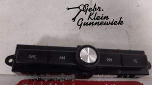 Gebrauchte Radiobedienfeld MG ZS Preis € 65,00 Margenregelung angeboten von Gebr.Klein Gunnewiek Ho.BV