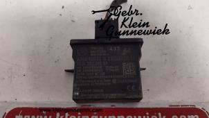 Used Voltage regulator Mercedes A-Klasse Price € 80,00 Margin scheme offered by Gebr.Klein Gunnewiek Ho.BV