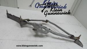 Used Wiper mechanism Mercedes E-Klasse Price € 30,00 Margin scheme offered by Gebr.Klein Gunnewiek Ho.BV
