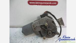 Używane Silnik wycieraczek przednich Mercedes E-Klasse Cena € 45,00 Procedura marży oferowane przez Klein Gunnewiek Autodemontage & Motorentechniek