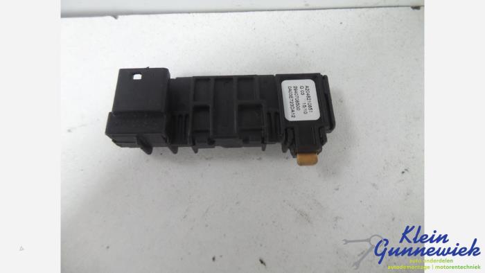 Begagnade Sensor (övriga) Mercedes C-Klasse Pris € 15,00 Marginaltabell erbjuds av Klein Gunnewiek Autodemontage & Motorentechniek