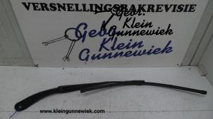 Used Front wiper arm Mercedes CLA Price € 25,00 Margin scheme offered by Gebr.Klein Gunnewiek Ho.BV
