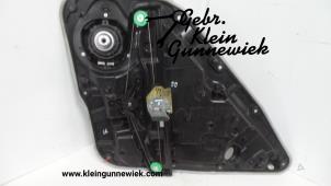 Usagé Mécanique vitre 4portes arrière droite Mercedes A-Klasse Prix € 115,00 Règlement à la marge proposé par Gebr.Klein Gunnewiek Ho.BV