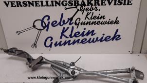 Used Wiper mechanism Mercedes E-Klasse Price on request offered by Gebr.Klein Gunnewiek Ho.BV