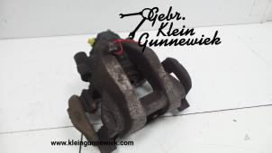 Used Rear brake calliper, right Mercedes CLS-Klasse Price € 75,00 Margin scheme offered by Gebr.Klein Gunnewiek Ho.BV