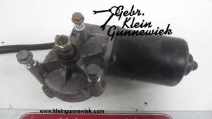 Used Front wiper motor Mercedes CLK Price on request offered by Gebr.Klein Gunnewiek Ho.BV