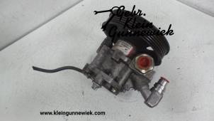 Used Power steering pump Mercedes CLK Price € 50,00 Margin scheme offered by Gebr.Klein Gunnewiek Ho.BV