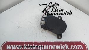 Usados Motor de válvula de remolino Mercedes W202 Precio de solicitud ofrecido por Gebr.Klein Gunnewiek Ho.BV