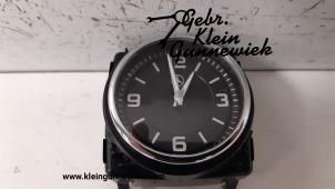Usados Reloj Mercedes W202 Precio de solicitud ofrecido por Gebr.Klein Gunnewiek Ho.BV