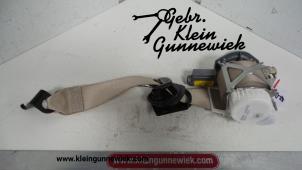 Usagé Ceinture arrière droit Mercedes E-Klasse Prix sur demande proposé par Gebr.Klein Gunnewiek Ho.BV