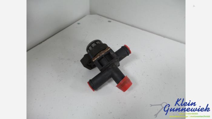 Begagnade Vattenpump Mercedes ML-Klasse Pris € 71,00 Marginaltabell erbjuds av Klein Gunnewiek Autodemontage & Motorentechniek