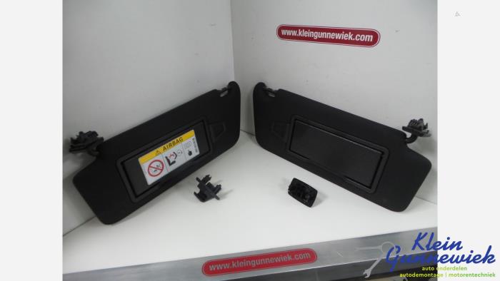 Begagnade Solskyddsset Mercedes C-Klasse Pris € 29,00 Marginaltabell erbjuds av Klein Gunnewiek Autodemontage & Motorentechniek
