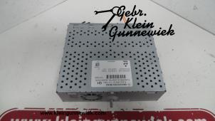 Usados Sintonizador de TV Mercedes E-Klasse Precio de solicitud ofrecido por Gebr.Klein Gunnewiek Ho.BV