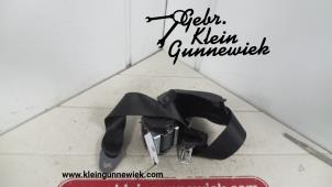 Used Rear seatbelt, centre Mercedes A-Klasse Price on request offered by Gebr.Klein Gunnewiek Ho.BV