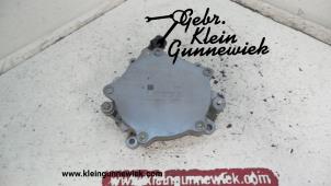 Used Brake servo vacuum pump Mercedes A-Klasse Price on request offered by Gebr.Klein Gunnewiek Ho.BV